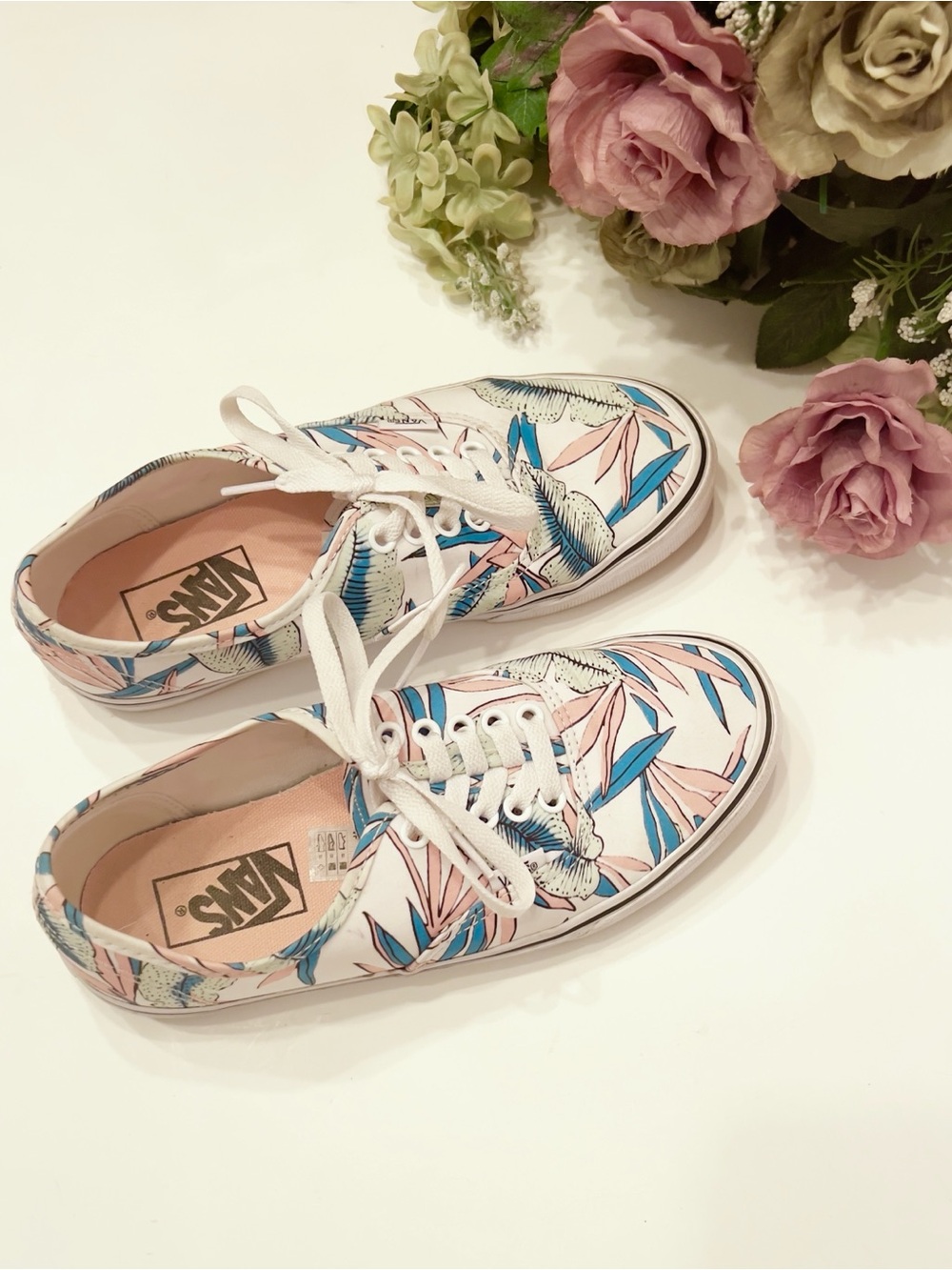 RARE* VANS BIRDS OF PARADISE TROPICS Women Low Top  Shoes/ Sneakers Sz 8